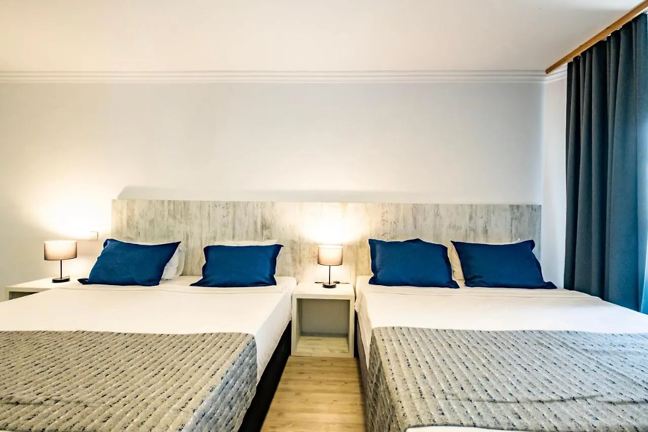 Costa Bodrum City 3*,